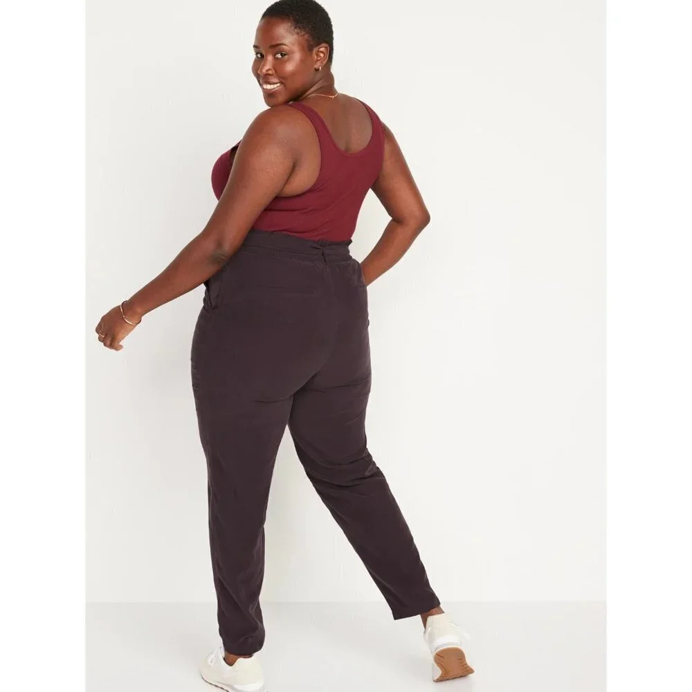 NWT Old Navy Womens High Waisted Cropped Belted Straight-Leg Pants Size 4X